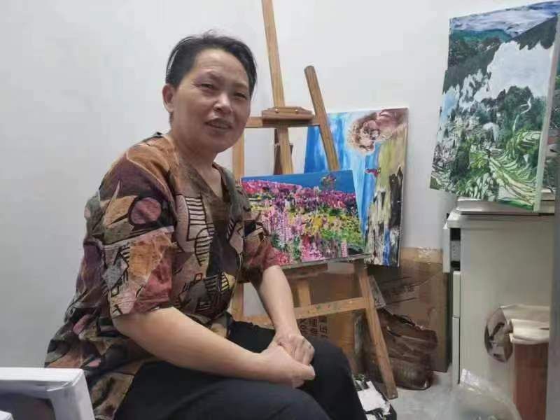 Janitor painter Wang Liuyun