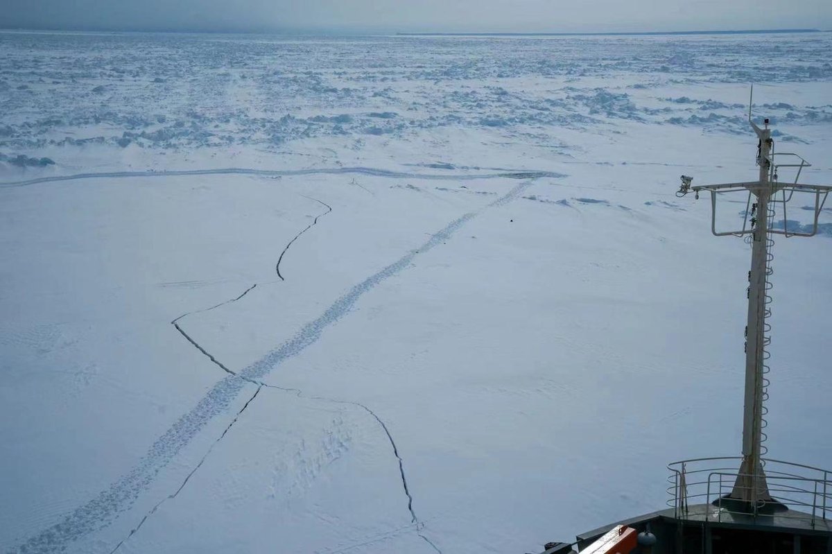 Chinese Antarctic expedition dangerous ice floes