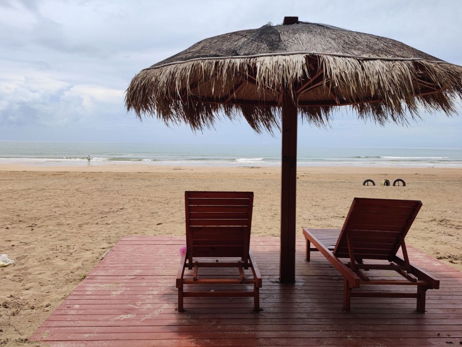 Hainan lockdown beach