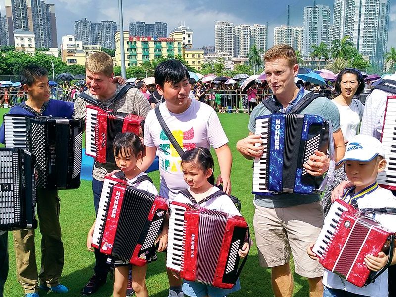 Accordions_1200.jpg