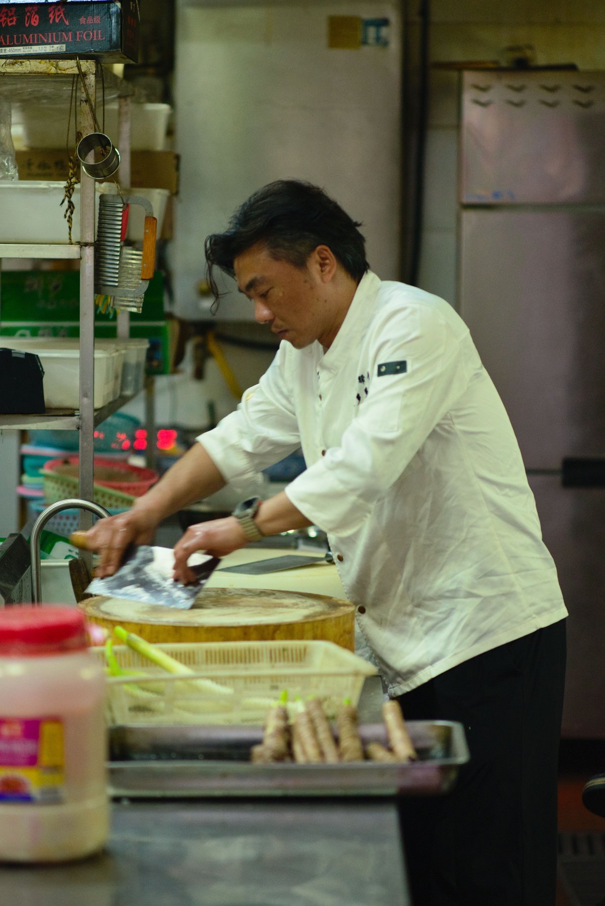 Shanghainese food, benbangcai, chef cooking at Sanlin Benbang Guan