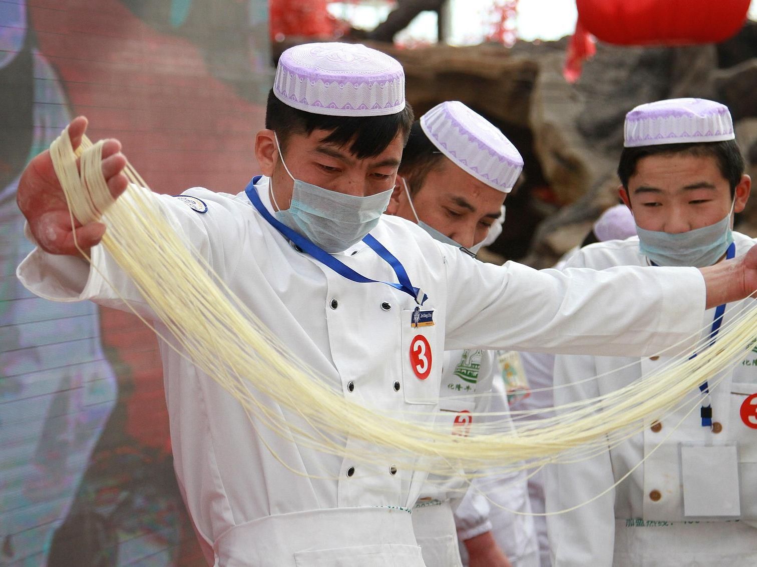 Chef making Lanzhou lamian noodles