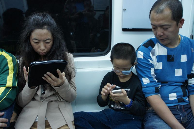 Chinese adults and children face gaming addiction challenges