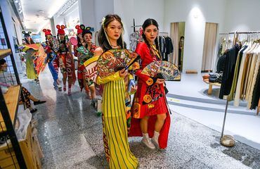 Chinese influencers Guochao trend