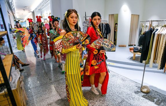 Chinese influencers Guochao trend