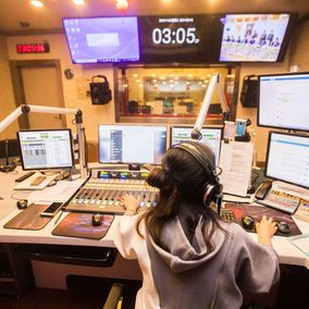 Chinese radio station listenership decline
