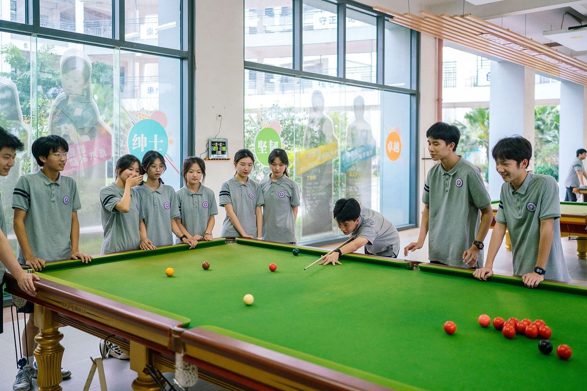 A pool club in a secondary school in Guangdong