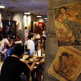 Customers eating Shanghai cuisine