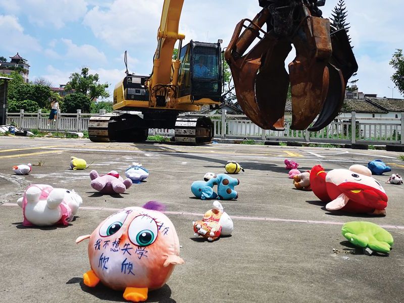 Demolition-dolls_1200.jpg