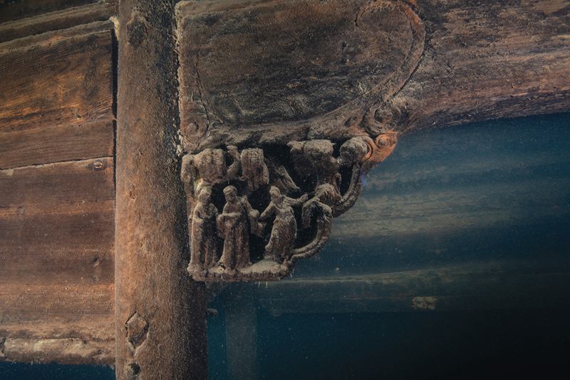 wood carvings, underwater, 60 years, diving, Qiandao Lake, Xujiayuan village, Hangzhou, Thousand Island Lake