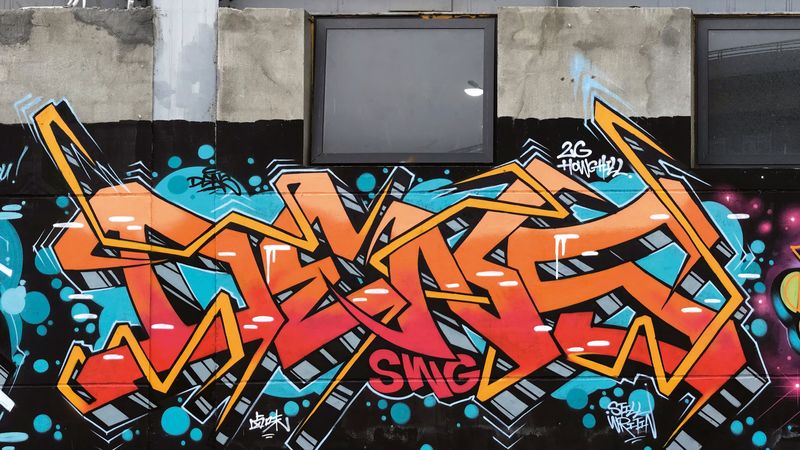 Street art in Chengdu, created by Chicago artist “ASEND” in 2019
