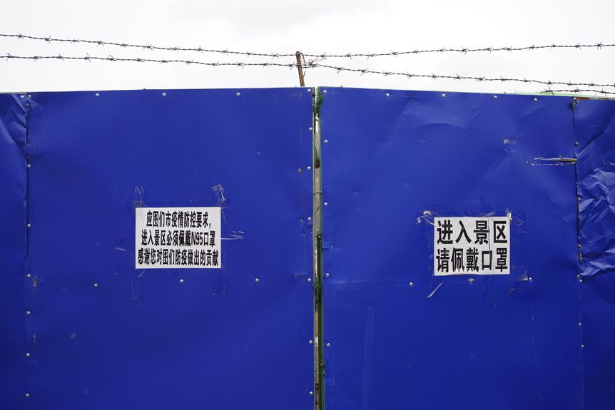 Signs in Tumen Port, a border crossing point between China and North Korea, cites ”local policy” and ask visitors to wear N95 masks. With the border still closed as of early March, this scenery spot i