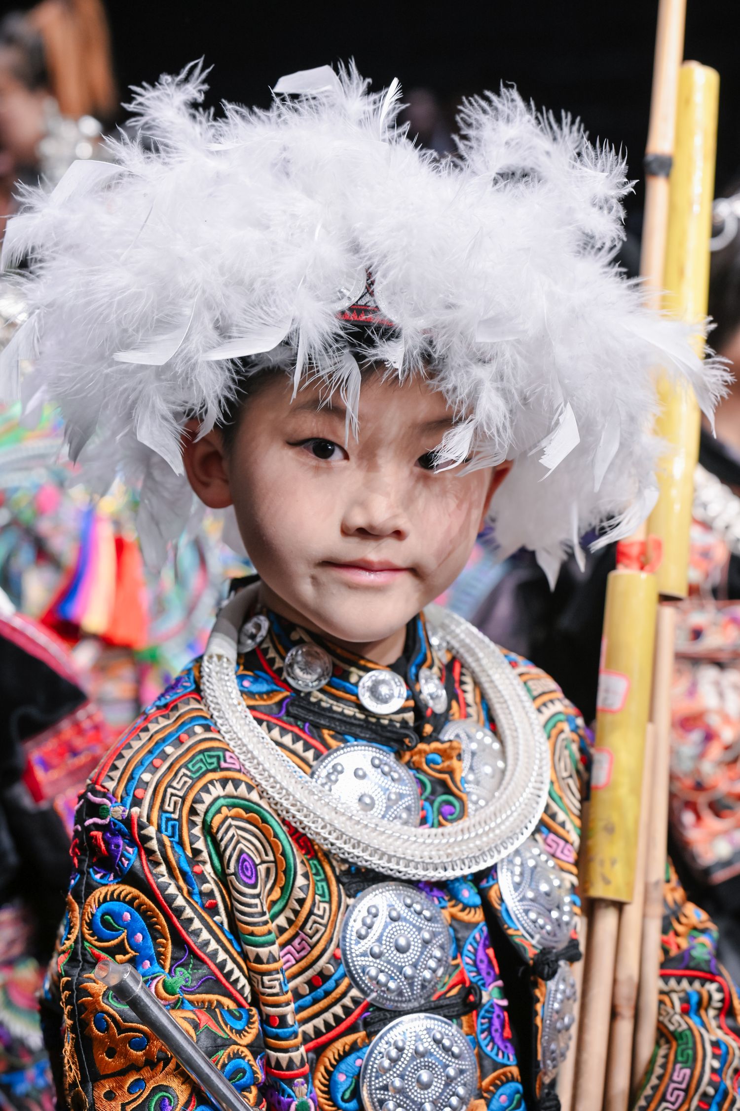 “Hundred-Bird Cloth (百鸟衣),” a traditional festive dress, is dubbed “Miao’s epic on clothes (穿在身上的苗族史诗)” for the elaborate embroidery techniques involved and typical images of the ethnic group’s prehis