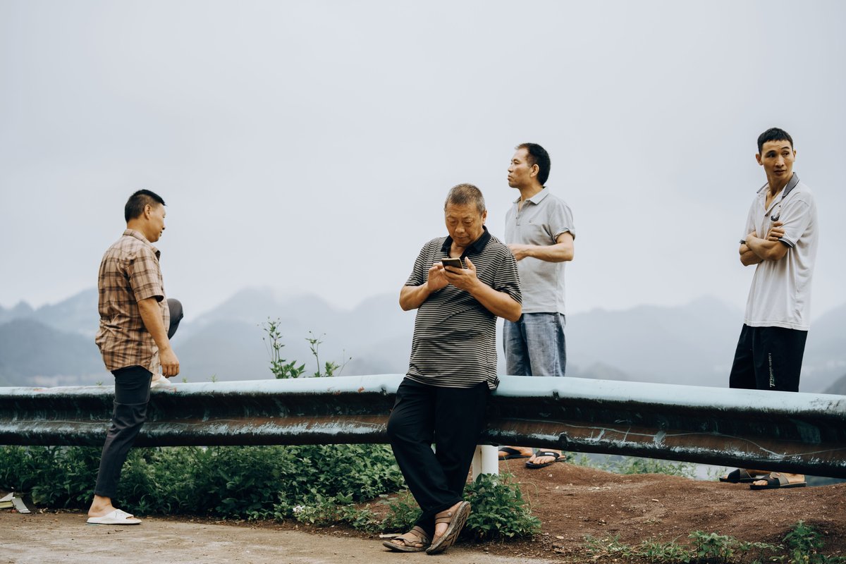 “Maotai drifters”resting in Maotai baijiu producing town
