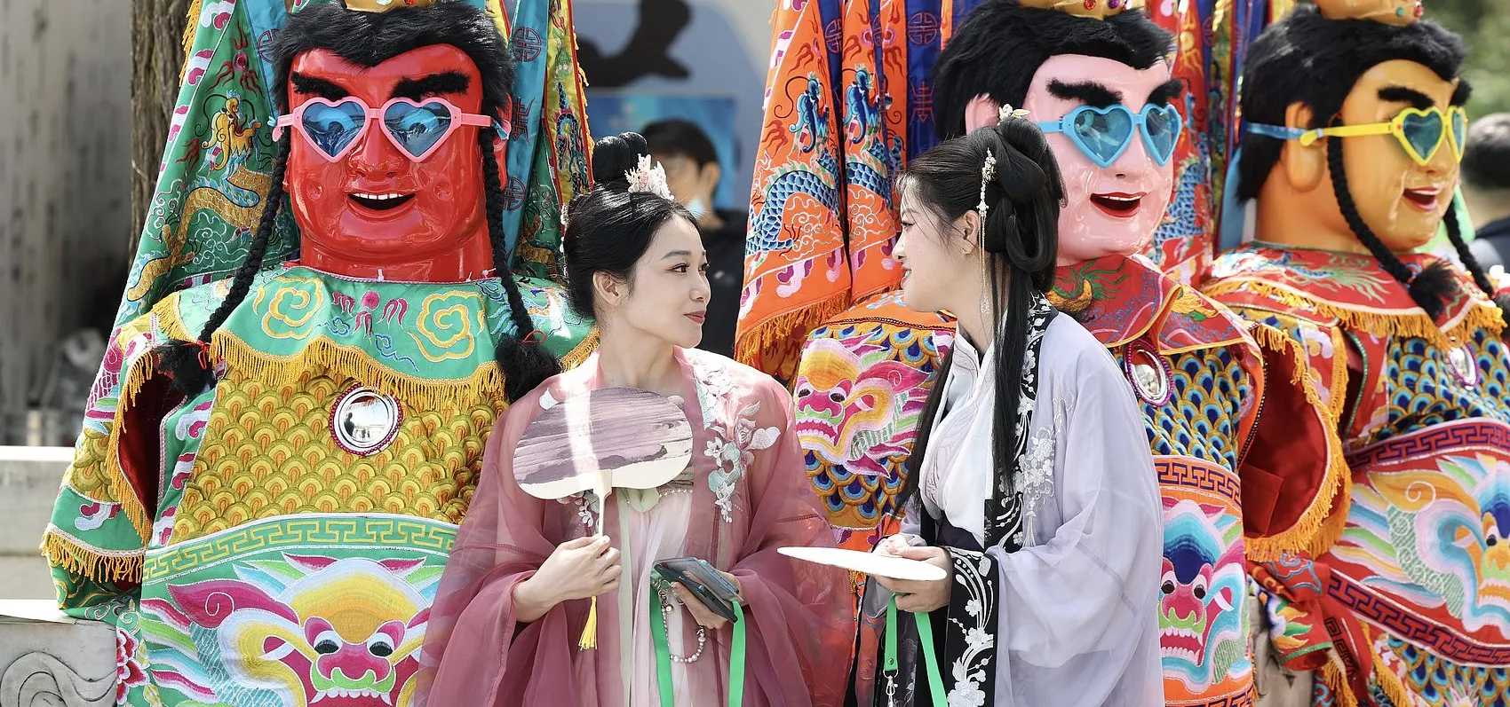 Modern ways to revive intangible cultural heritage China