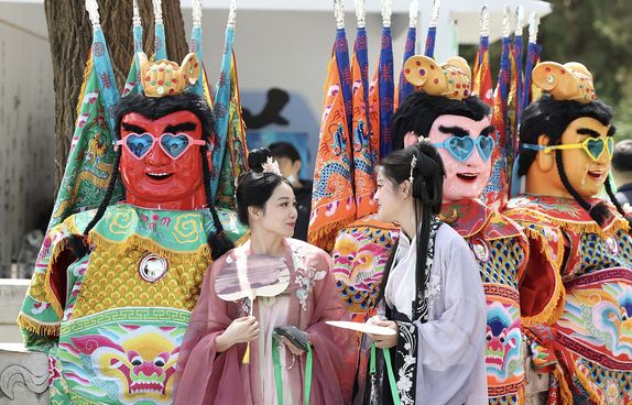 Modern ways to revive intangible cultural heritage China
