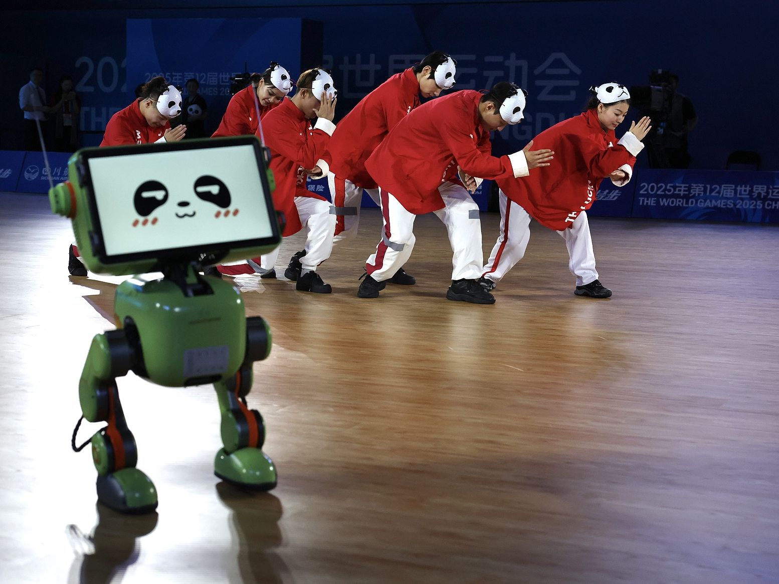 Palladium robot Chengdu Ballroom Dancing Competitio
