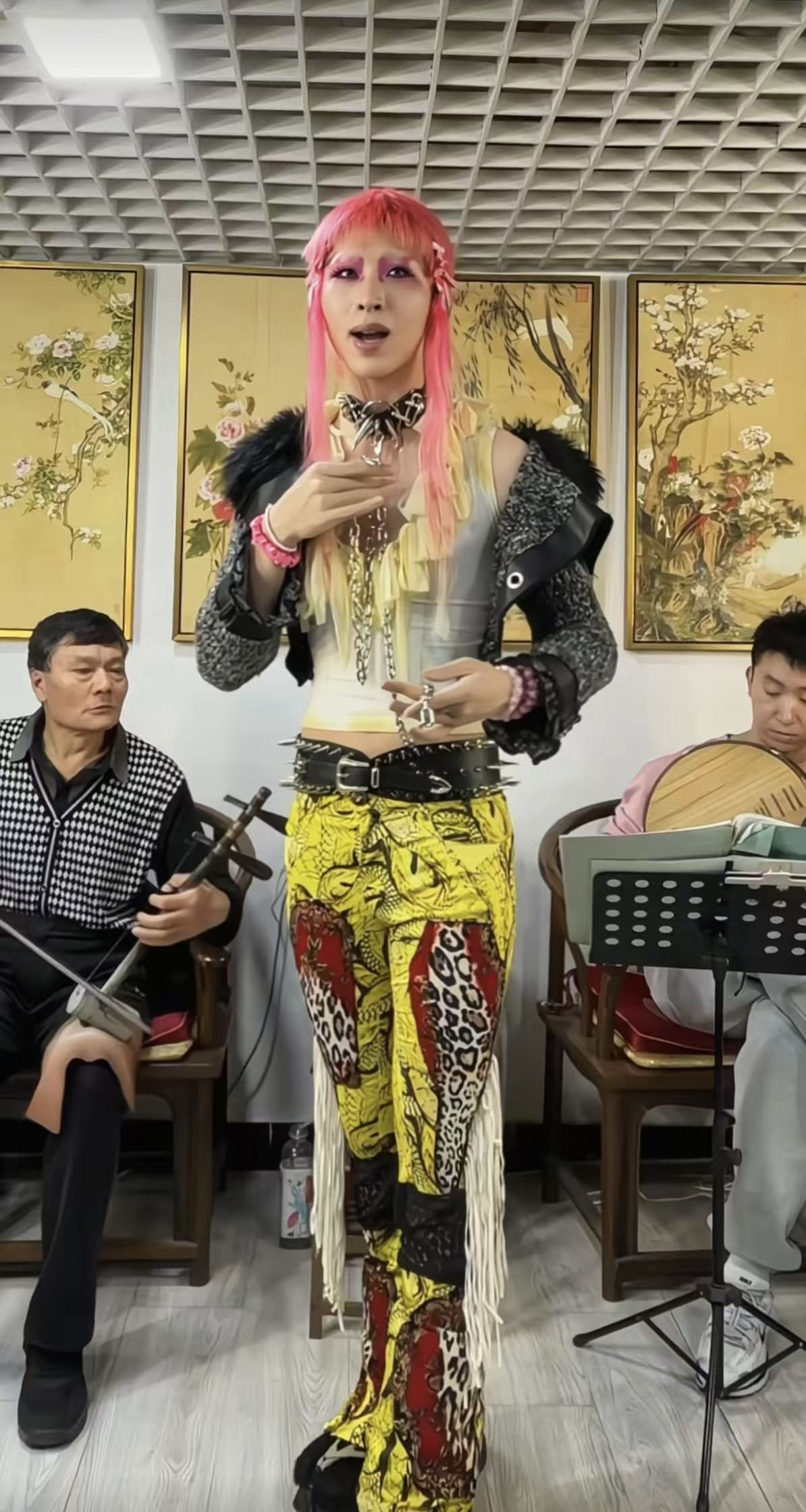 College student and Peking opera enthusiast Kaka went viral for his flashy goth look and resonant Peking opera performances
