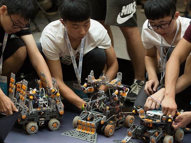 Robotics-kids-2.jpg