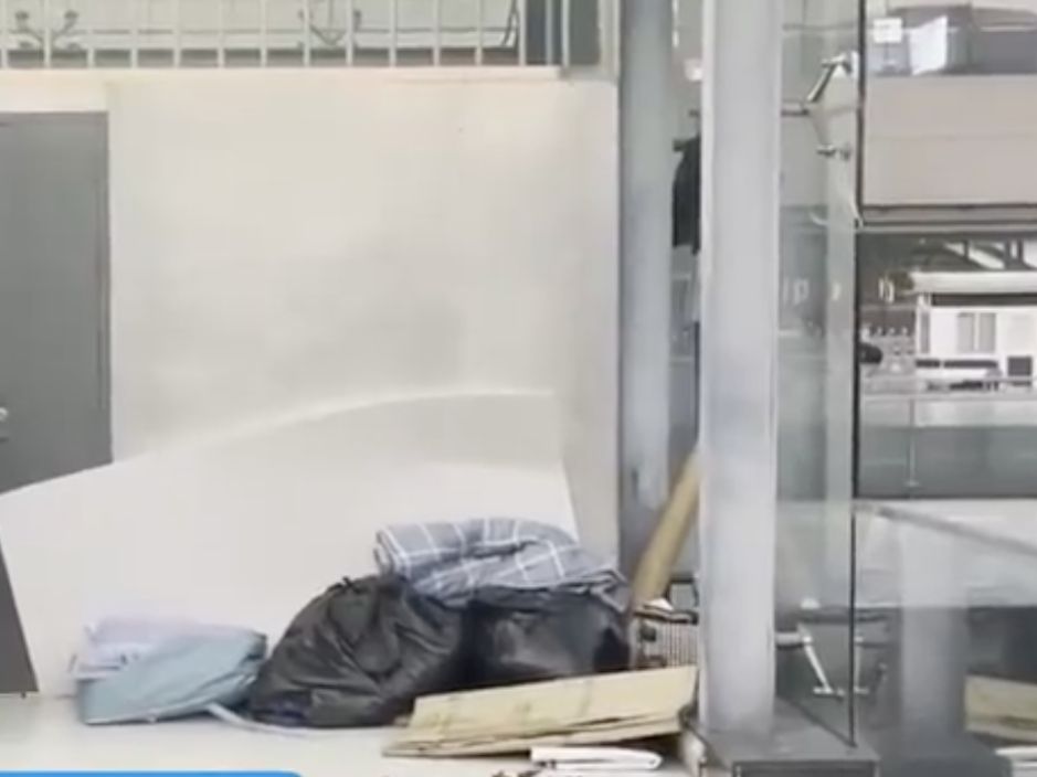 Shanghai Living in Bathroom