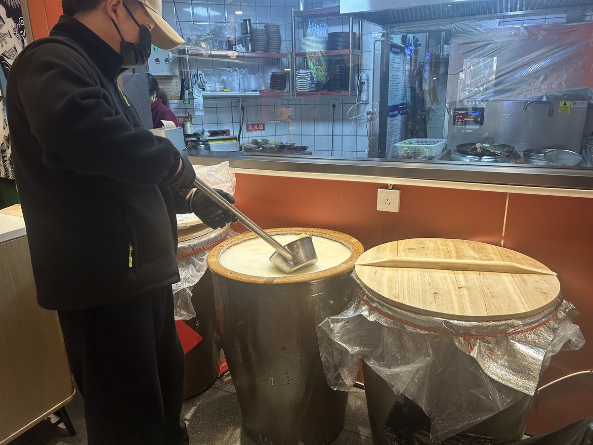 white sour soup, fermentation techniques, regional Chinese cuisine