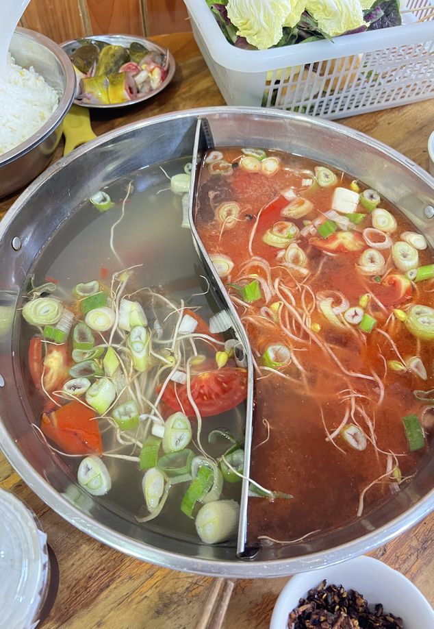 two-flavor hotpot, Chinese hotpot