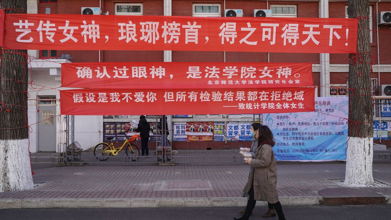 Celebrations of International Women’s Day have sometimes been controversial for veering into sexism. One of the banners hung in Beijing Normal University on March 8, 2018, reads: “As soon as I looked