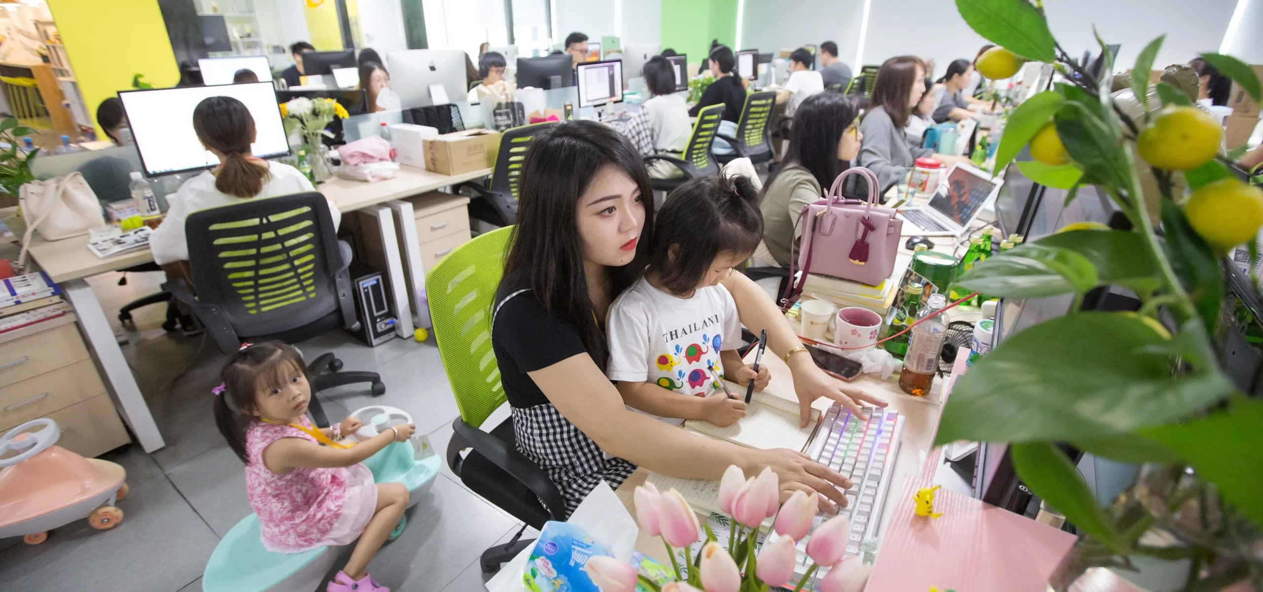 Children to go work with parents at a company in Hangzhou