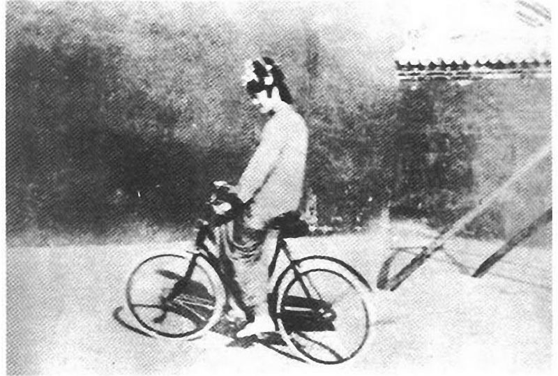 Wanrong, the last empress cycling around in China June, 2007