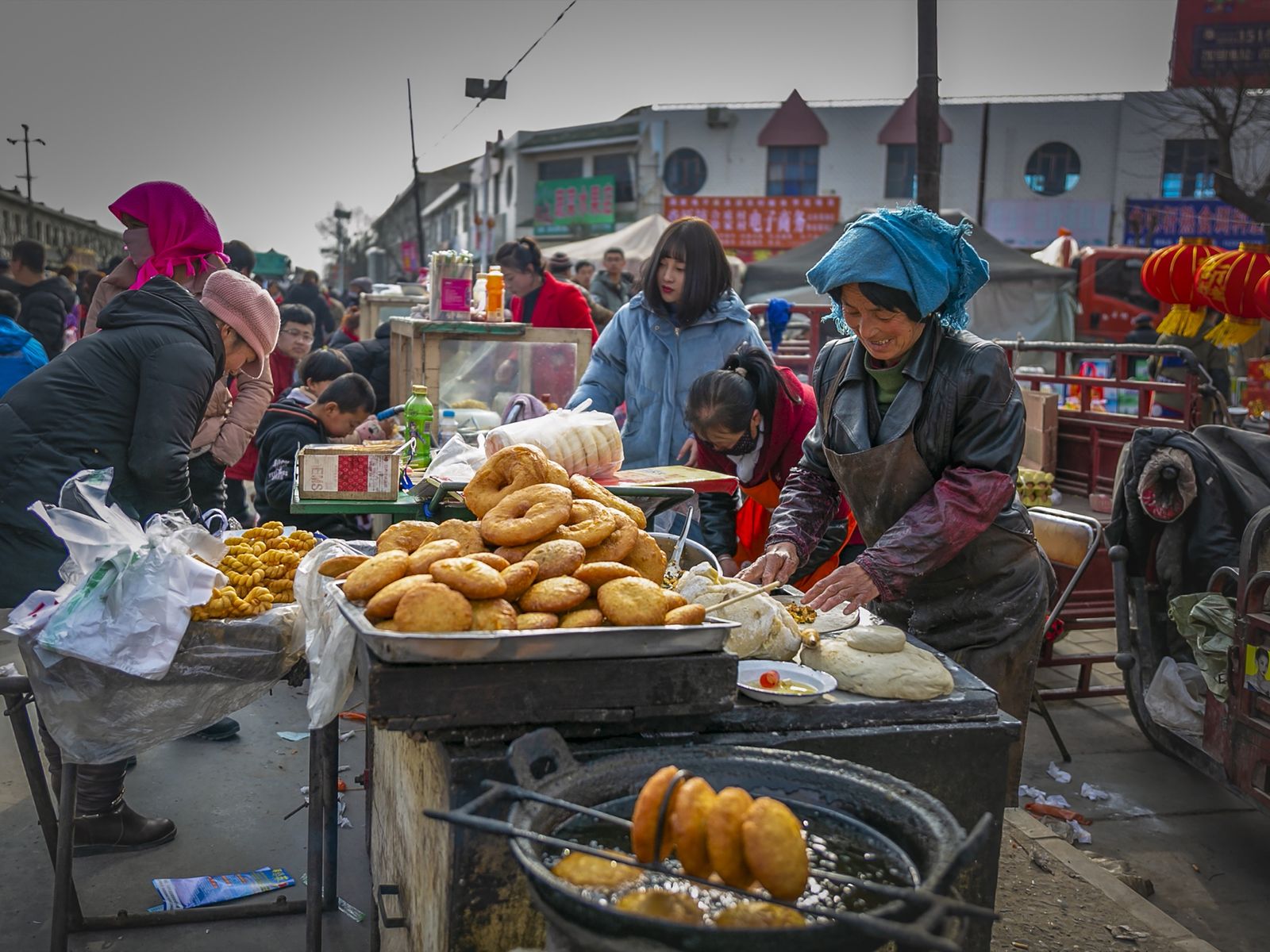 Villagers selling food in Pingliang, Gansu