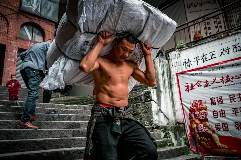 Bangbang workers hard at work in Chonqing