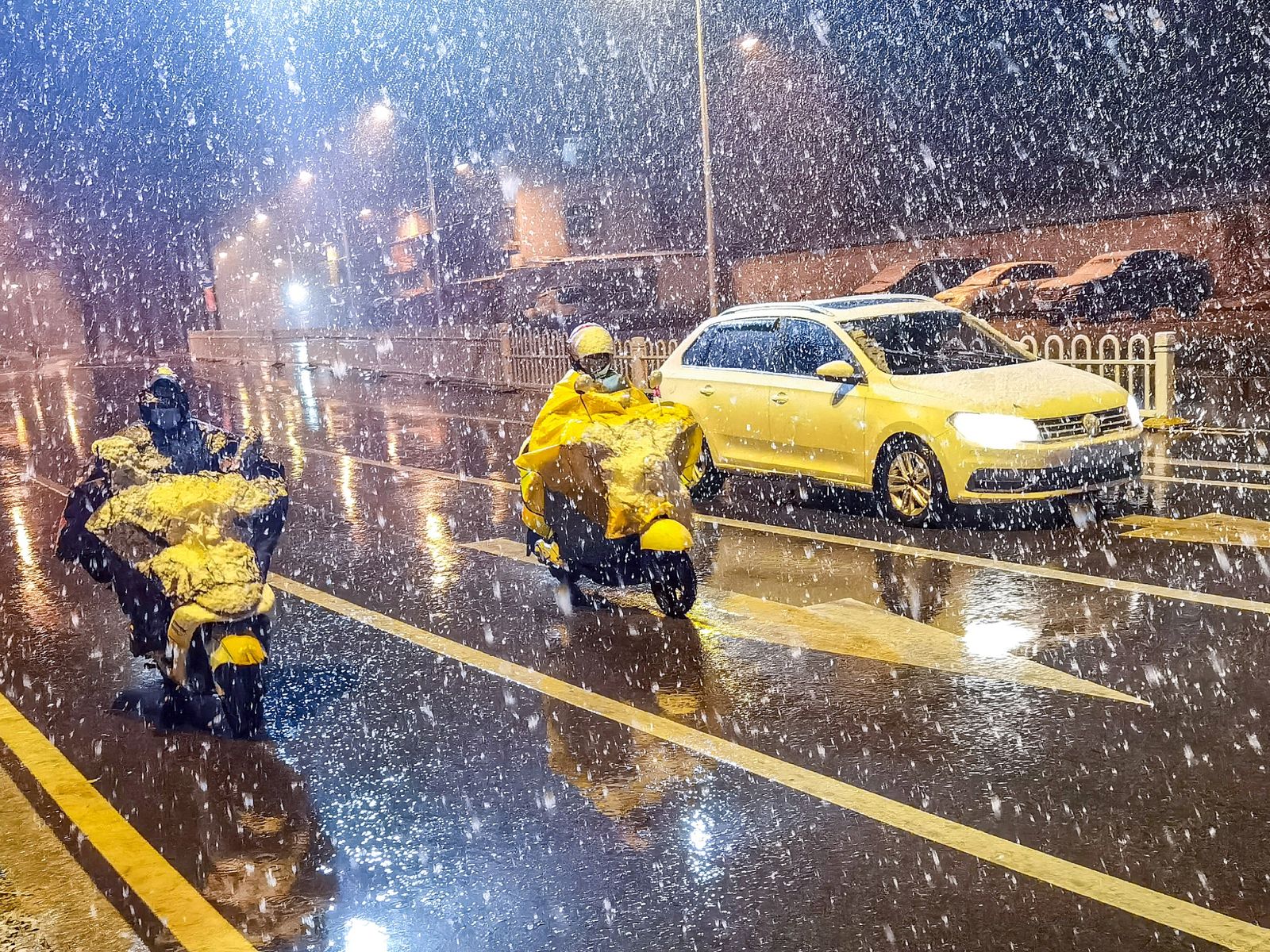 Delivery drivers in snowstorm