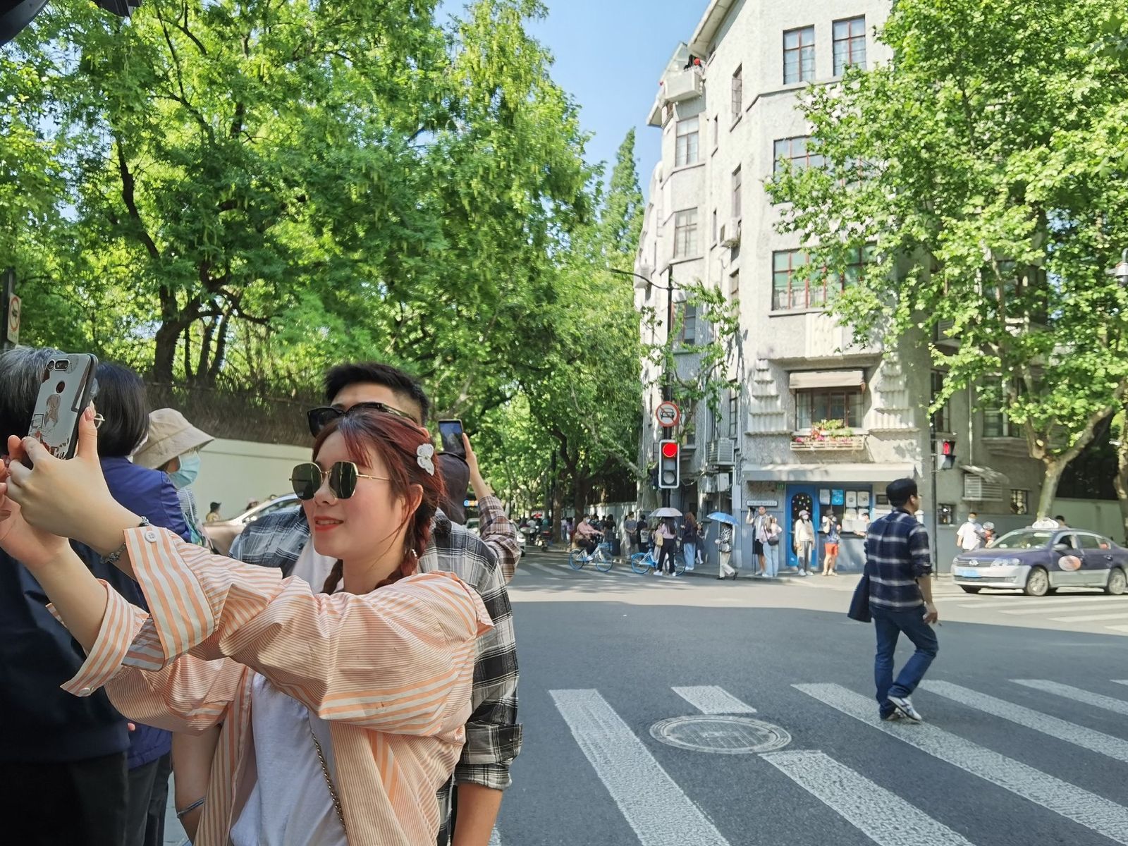 Selfies in Shanghai Wanghong street