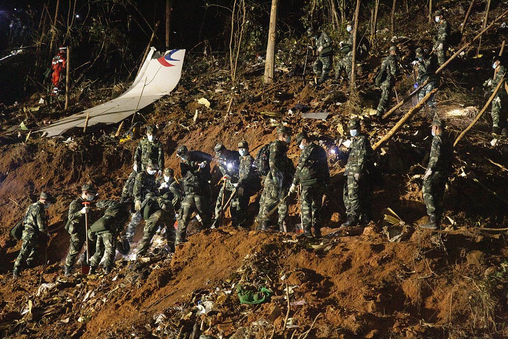 Air crash in Guangxi