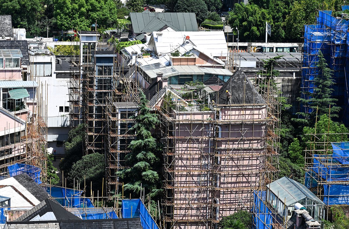 Renovation of exterior walls of buildings often takes millions of yuan, challenges renovating Chinese residential buildings
