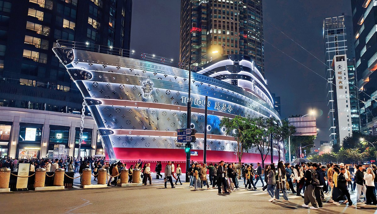 Since opening last June at Shanghai’s HKRI Taikoo Hui, “The Louis,” Louis Vuitton’s giant ship-shaped building featuring a free exhibition, cafe, and store, has become a popular destination for domest
