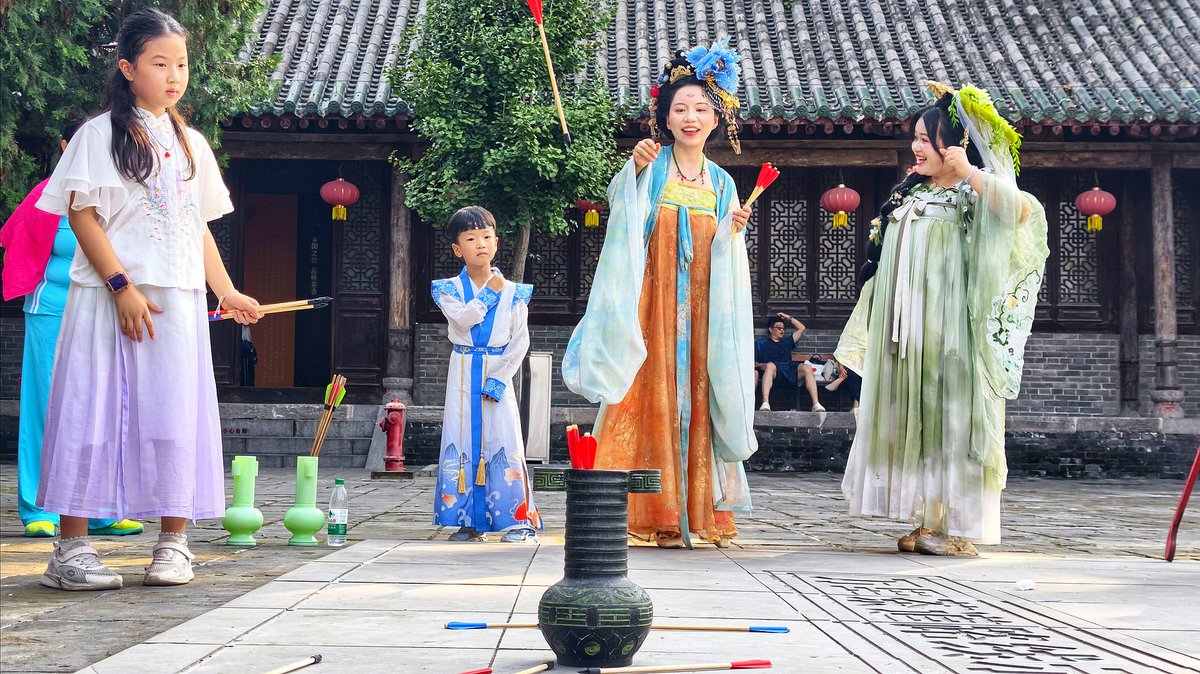 a Qixi ritual in Henan,