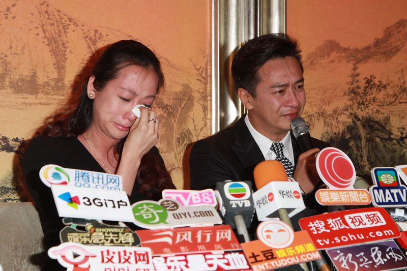 Jiang Lisha apologized for her husband's misconducts