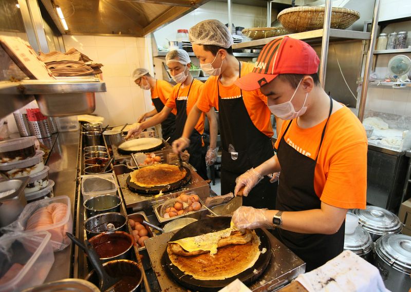 Fast food chain upgrades Chinese jianbing pancakes