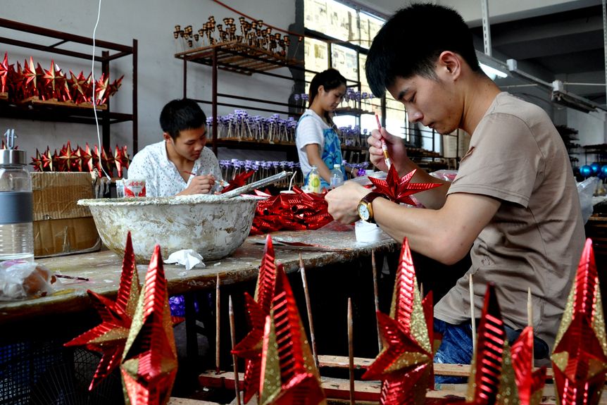 Christmas ornament factory in China