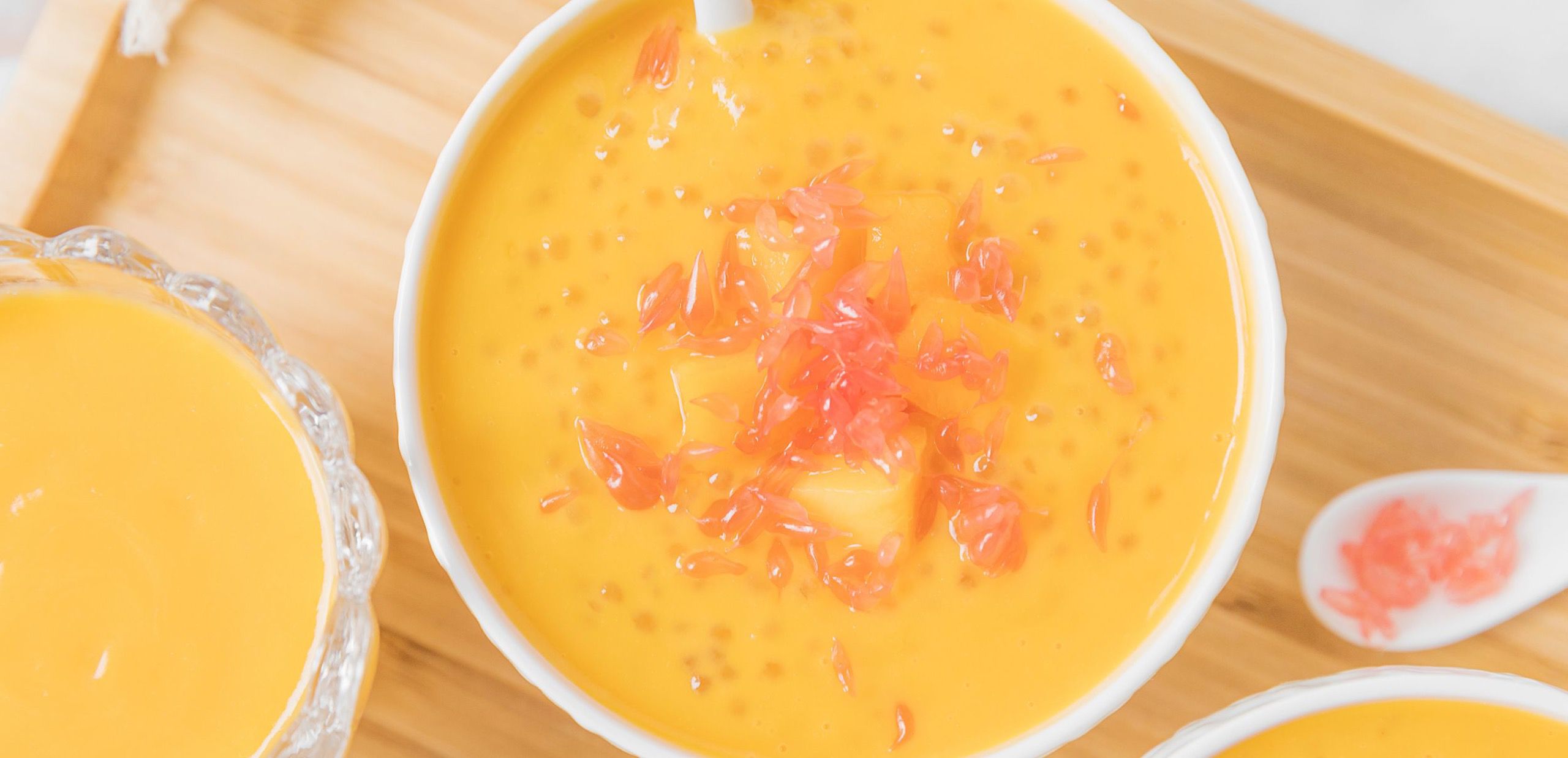 A Sweet <b>Mango</b> Pomelo Sago Dessert Recipe.