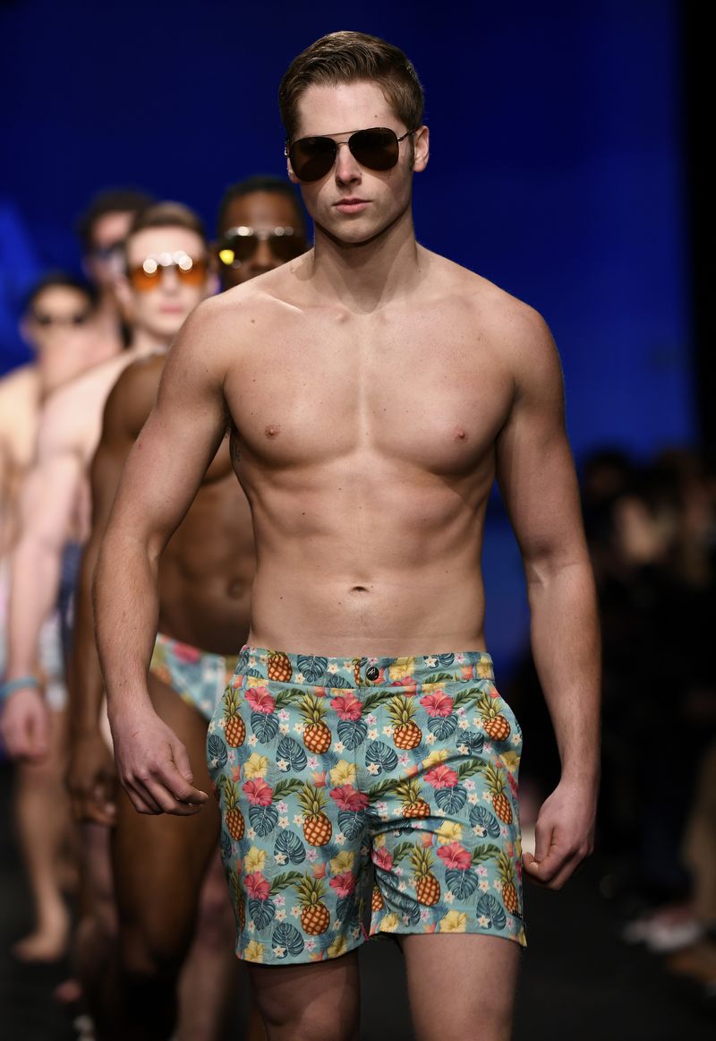 A male underwear show at New York Fashion Week in 2022: Brands from all over the world get their products manufactured in China's "Underwear Hub"