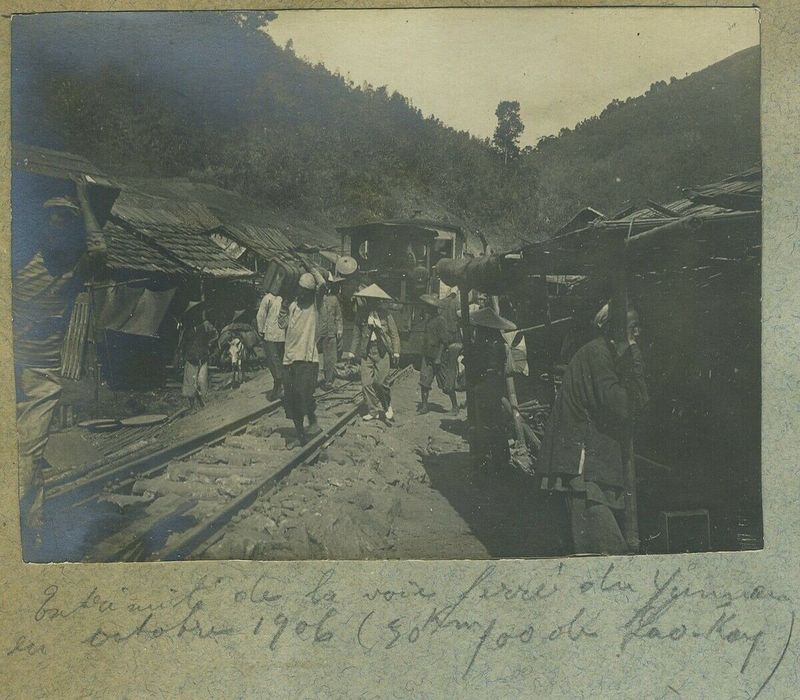 Chinese railroad construction workers in Yunnan in October, 1906
