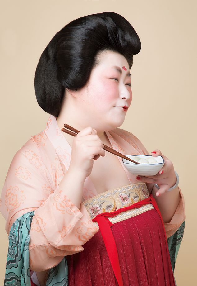 A portrait from the viral “Sister Tangyuan” series