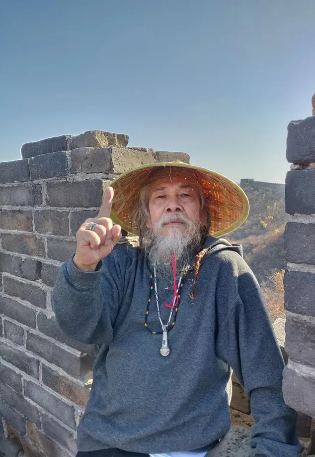 Chinese Jamaican singer I Kong on the Great Wall during a visit to China in 2018
