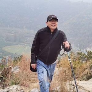 Shu Feilian (舒飞廉)