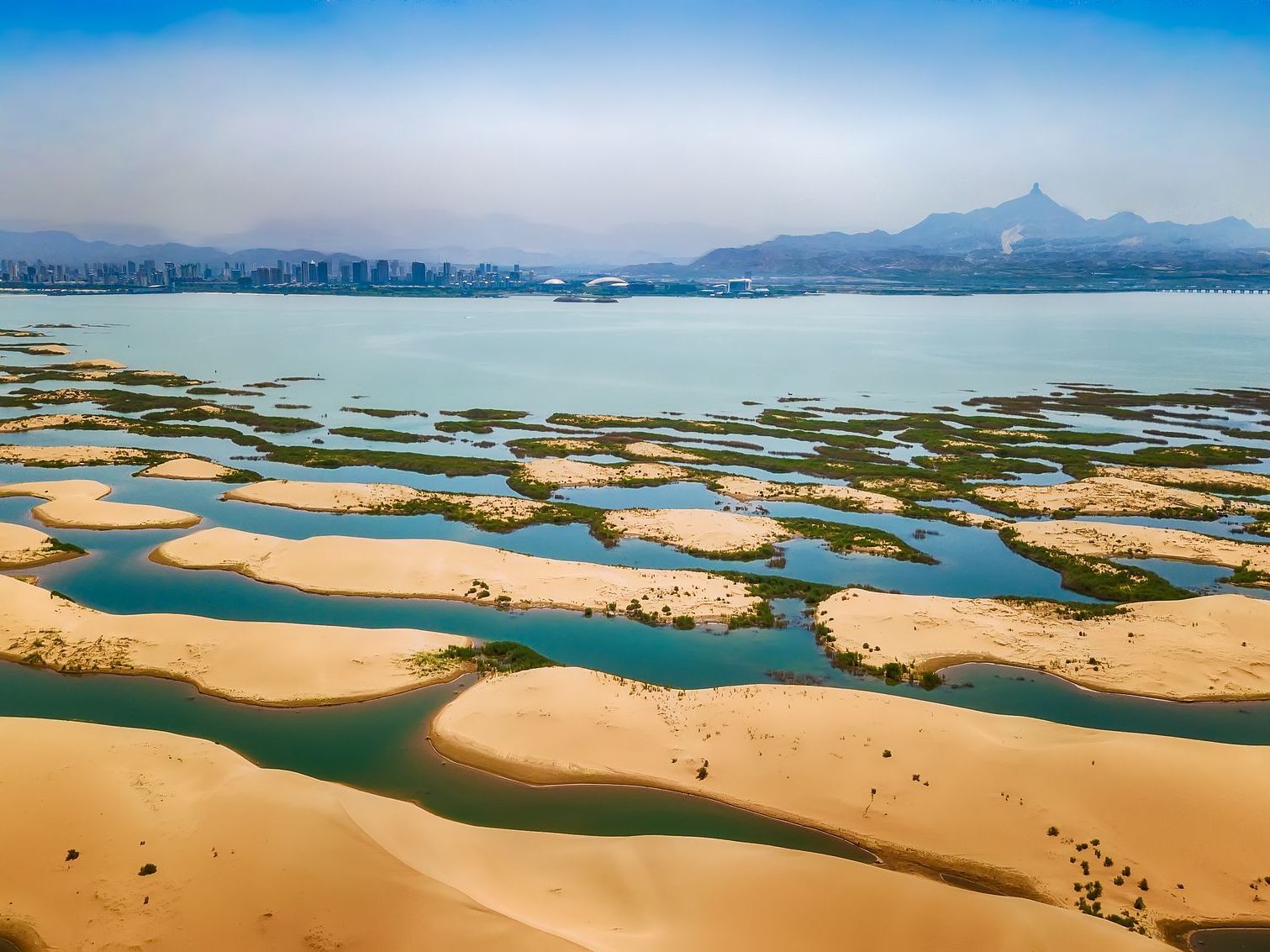 Wuhai Lake Inner Mongolia