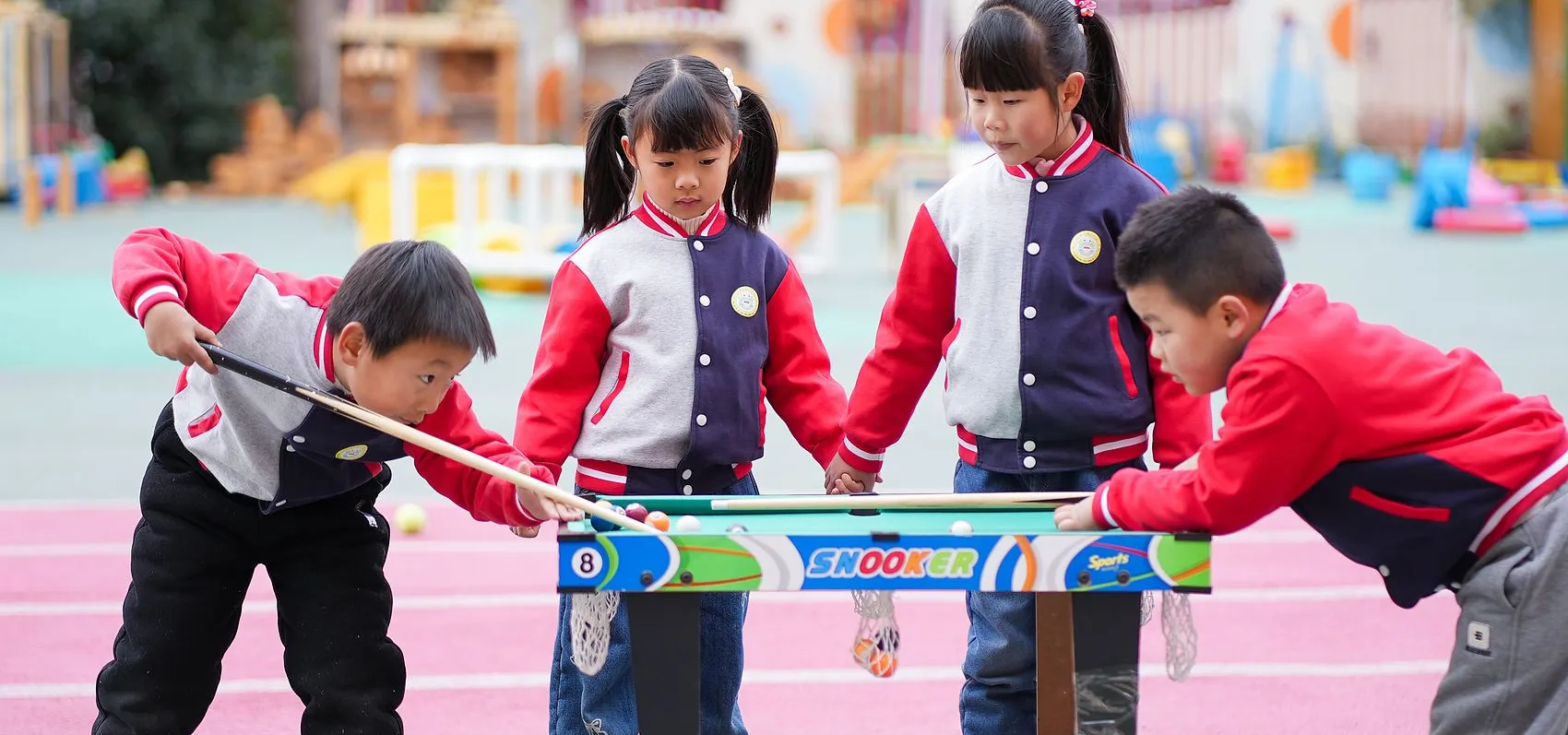 Young Chinese pool players