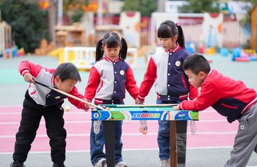 Young Chinese pool players