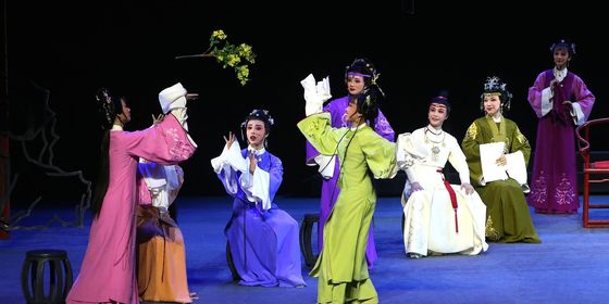 Yue Opera Group from Zhejiang_织造府